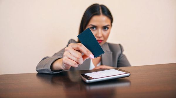 Rencontres confidentielles par téléphone rose avec carte bleue
